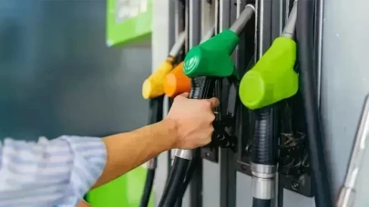 Akaryakıt Fiyatlarında Yeni Zam! Motorin 50 TL’yi Aştı