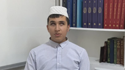 Görme Engelli Genç, Braille Alfabesiyle Kur’an-ı Kerim’i Ezberledi