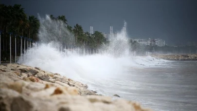 Meteoroloji'den 21 İl İçin Sarı Kodlu Uyarı: Sağanak ve Fırtınaya Dikkat!