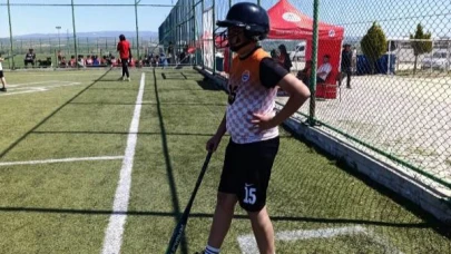 Softbol-Beyzbol Kursu Maver Kemal Arsoy Ortaokulu’nda Açılıyor