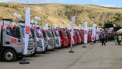 Belediye Filosuna Yeni Çöp Toplama Aracı