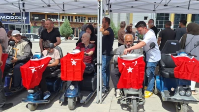 Afyon’da 80 Engelli Vatandaşa Akülü Araç Desteği
