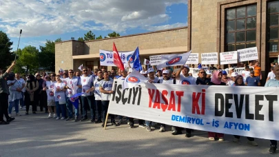 Sendikalar Afyon Garı’nda Toplandı: “Biz İşçiyiz, Köle Değiliz!”