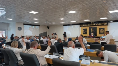Afyon’da İçkili Mekanlar İçin Yeni Dönem: Belediye Meclisi Komisyon Kuruyor