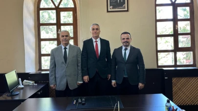 Sinanpaşa MYO’da Devir Teslim Töreni Düzenlendi
