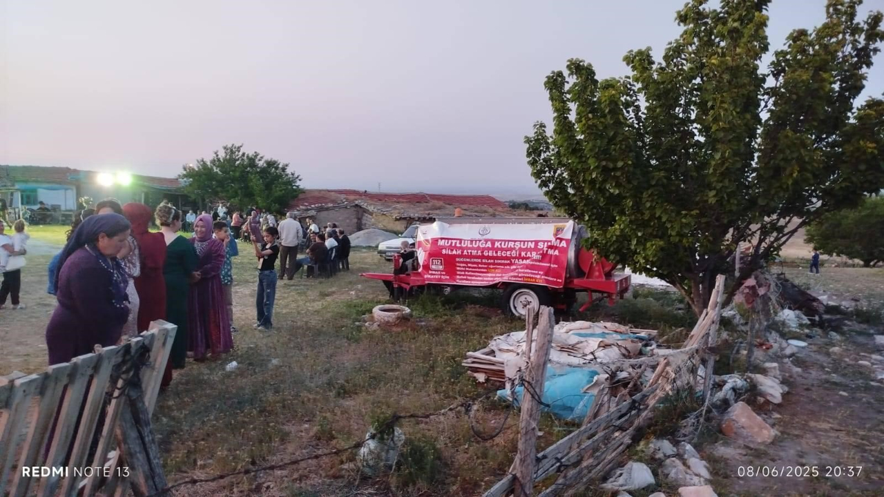 Bayat’ta Emniyet Ve Jandarmanın Denetim Ve Bilgilendirmeleri Sürüyor