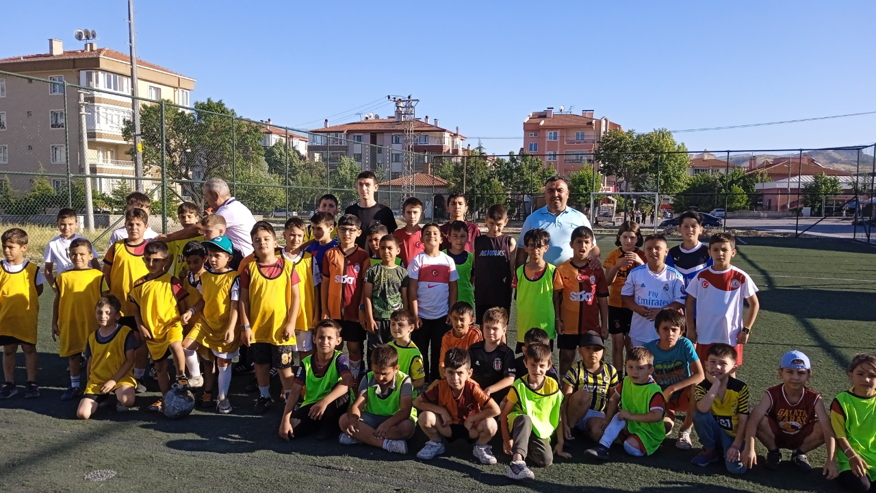 Afyon’da Çocuklara Yönelik Futbol Kursu Başladı