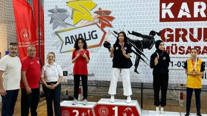 Afyonlu karateciler ANALİG’den 7 madalya ile döndü!