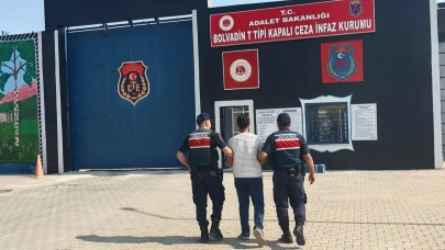 Jandarma Aranan Hükümlüleri Yakaladı: 7 Kişi Cezaevine Gönderildi