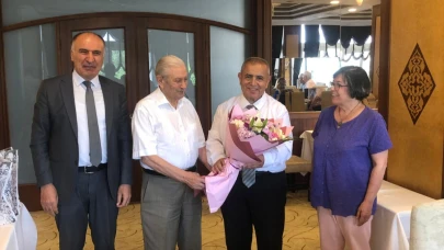 Bir Ömrü Eğitime Adadı, Gözyaşlarıyla Uğurlandı
