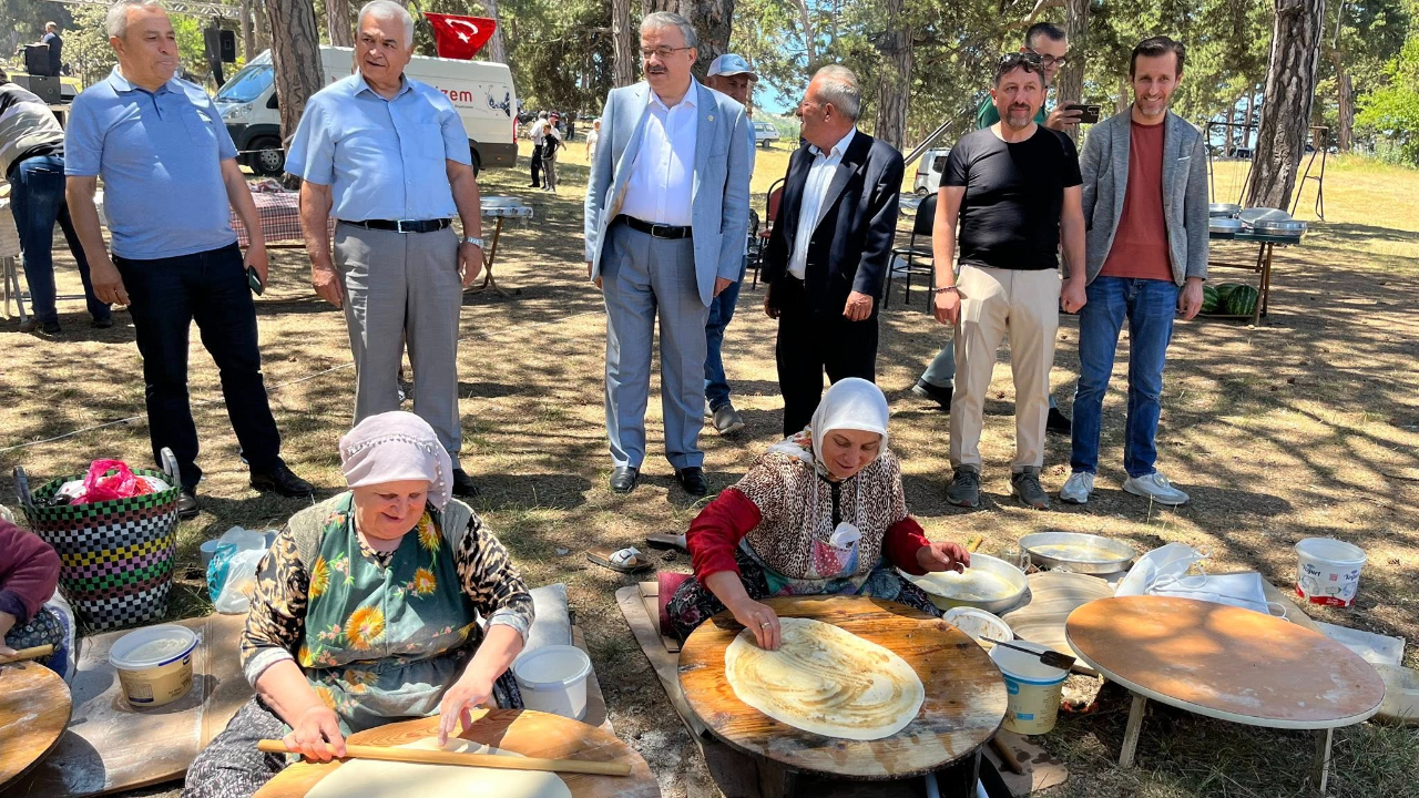 Milletvekili Yurdunuseven, Katmer Şenliği’ne Katıldı