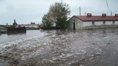 O İlimizde Evler Sular Altında Kaldı
