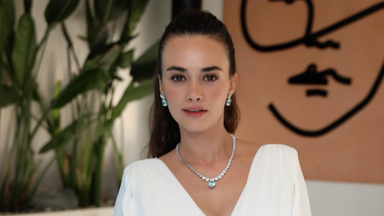 Hande Soral Nasıl Meşhur Oldu?