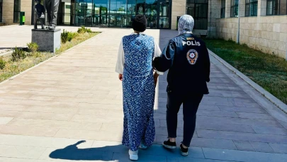 Afyonkarahisar’da Nitelikli Dolandırıcılıktan Aranan Şahıs Yakalandı