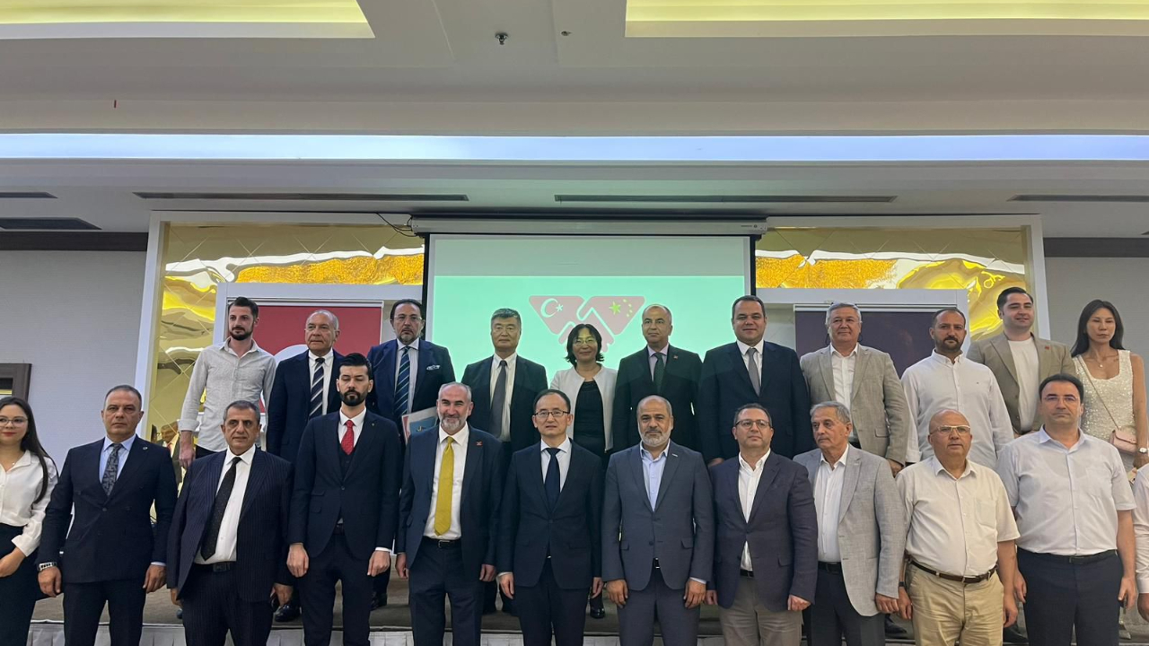 Türkiye-Çin Ekonomi Paneli Afyonkarahisar’da Gerçekleştirildi