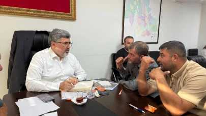 Milletvekili Özkaya, Halk Günü’nde Vatandaşları Dinledi