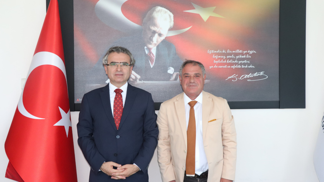 Yargı Mensuplarından Afyon Eğitim Vakfı’na Veda Ziyareti