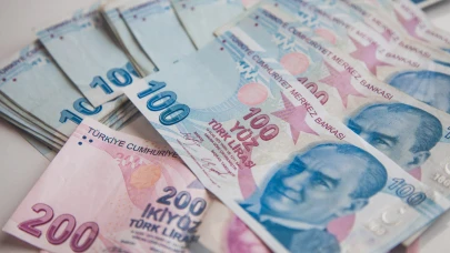 En Düşük Emekli Aylığını 16 Bin 881 TL’ye Çıkaran Teklif Kabul Edildi Ve Yasalaştı