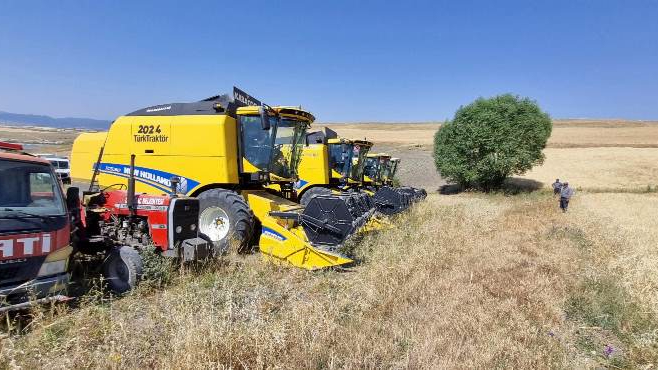 Başkan Çetinkaya'dan Hasat Zamanında Çiftçiye Büyük Destek