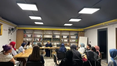 Afyon’da Gençlere Yaz Neşesi Sohbetleri Başladı