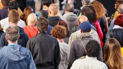 TÜİK Açıkladı: Türkiye’de 2024’te 2,6 Milyondan Fazla Kişi Göç Etti