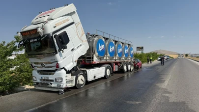Otomobil Süt Tankerine Çarptı: Bir Kişi Ağır Yaralandı
