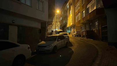 4 Kişilik Aile Yedikleri Tavuktan Zehirlendi