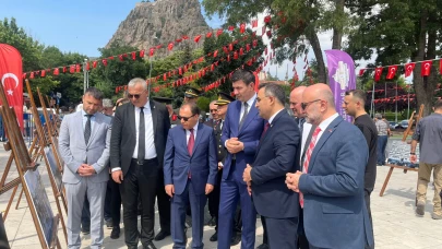 15 Temmuz Temalı Fotoğraf ve Kitap Sergisi Açıldı