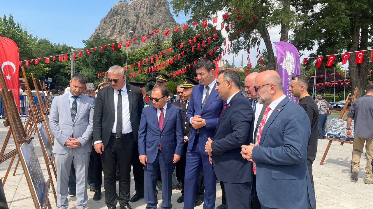 15 Temmuz Temalı Fotoğraf ve Kitap Sergisi Açıldı