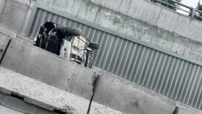 Şükrü Çelik Alay Alt Geçidinde Takla Atan Araç Sürücüsü Yaralandı