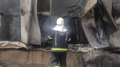 Sanayi Sitesinde Yangın Paniği: Dorse Atölyesinde Alevler Zamanında Söndürüldü