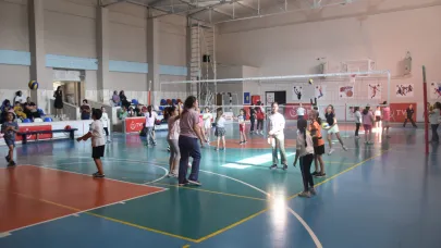 Afyonkarahisar’da Yaz Spor Okulları Tüm Hızıyla Devam Ediyor