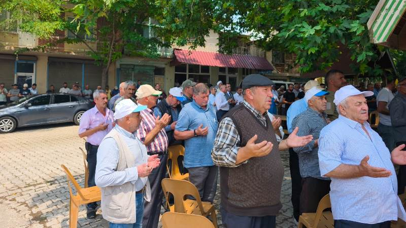 Kuruyan Eber Gölü İçin Yağmur Duası Yapıldı
