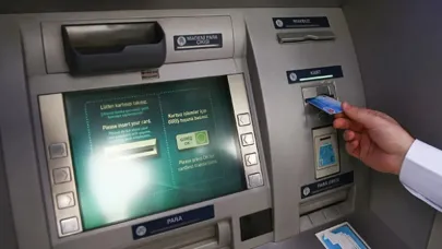 Kart Kullanıcıları Dikkat! ATM’lerde 6 Ayda Bir Şifre Yenileme Zorunluluğu Geliyor