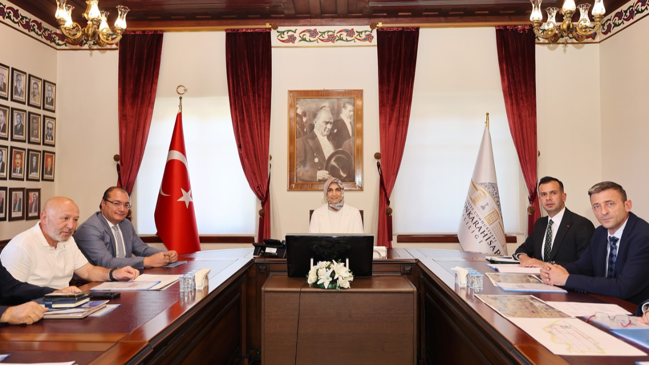 Sinanpaşa OSB’de Kritik Adım Altyapı İhalesine Çıkılıyor