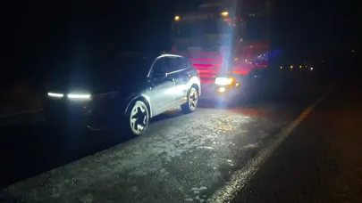 Tır Otomobile Arkadan Çarptı! Belediye Başkan Kazada Yaralandı