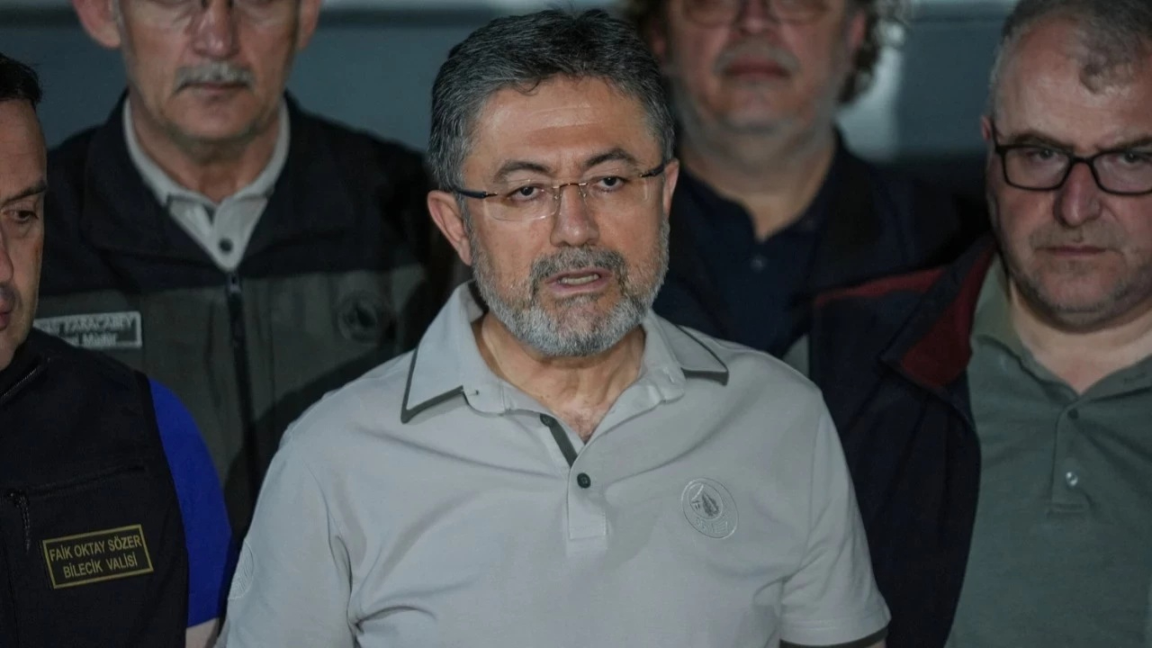 Bakan Yumaklı Açıkladı Bugün Türkiye’de Başlayan 3 Yangın Var