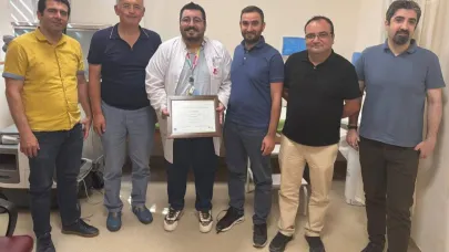Afyon’da Bir İlk! AFSÜ’lü Doktor Avrupa’dan Yeterlilik Belgesi Aldı