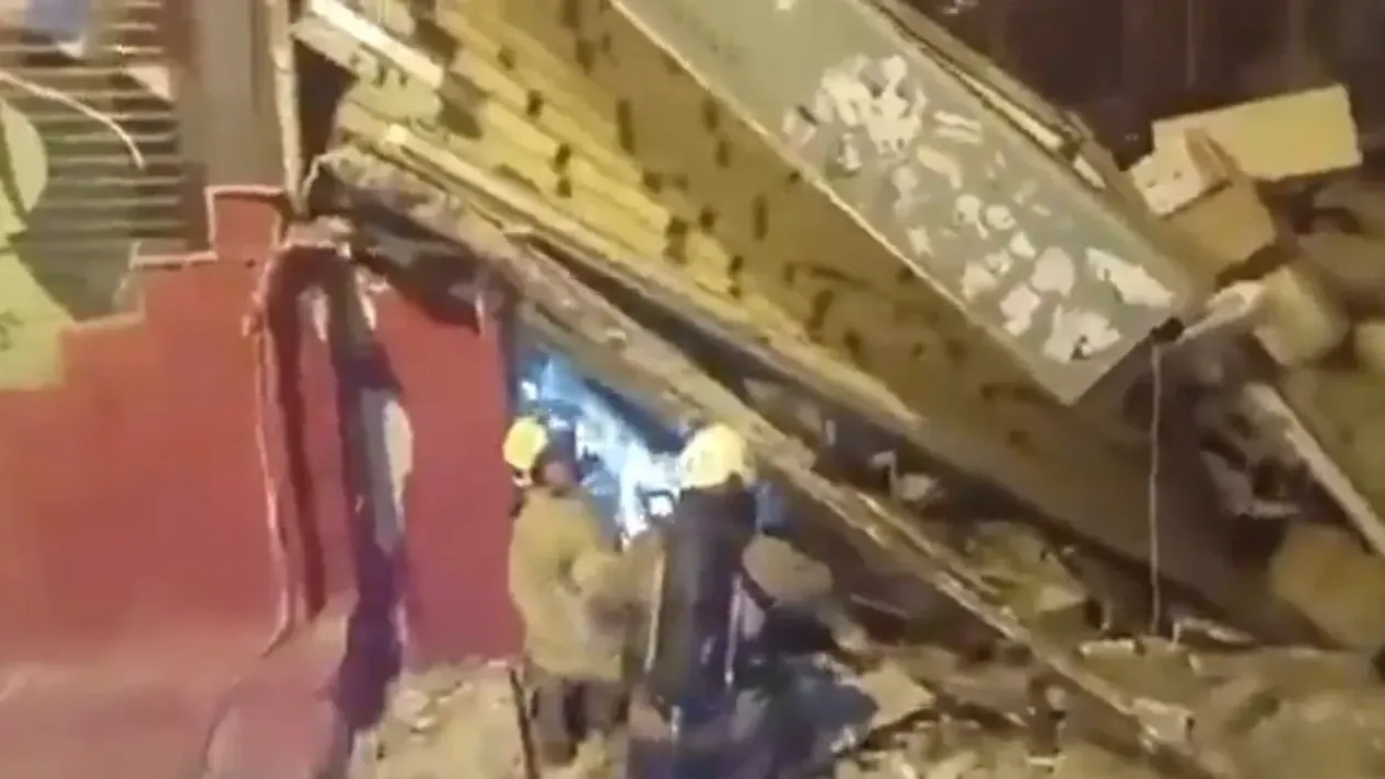 Beyoğlu'nda Şiddetli Doğalgaz Patlaması: Bina Çöktü!
