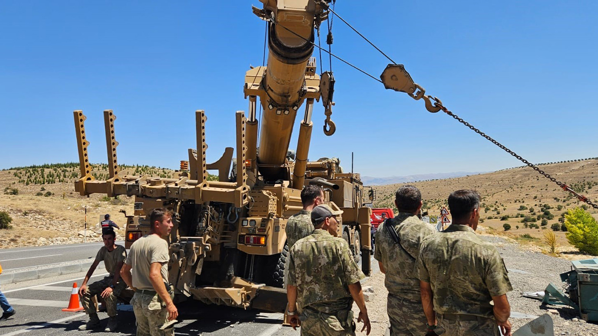 Malatya’da Askeri Araç Devrildi: 1 Şehit, 1 Asker Yaralı