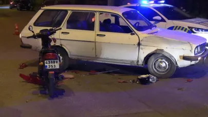 Otomobil İle Motosiklet Çarpıştı: 2 Yaralı