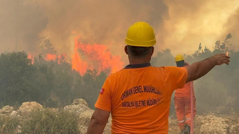 Antalya’da 4 Farklı Noktada Yangın!