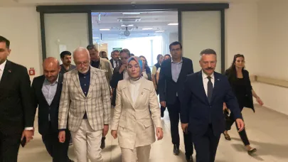 Bakan Göktaş, Yaralı Orman İşçisini Hastanede Ziyaret Etti