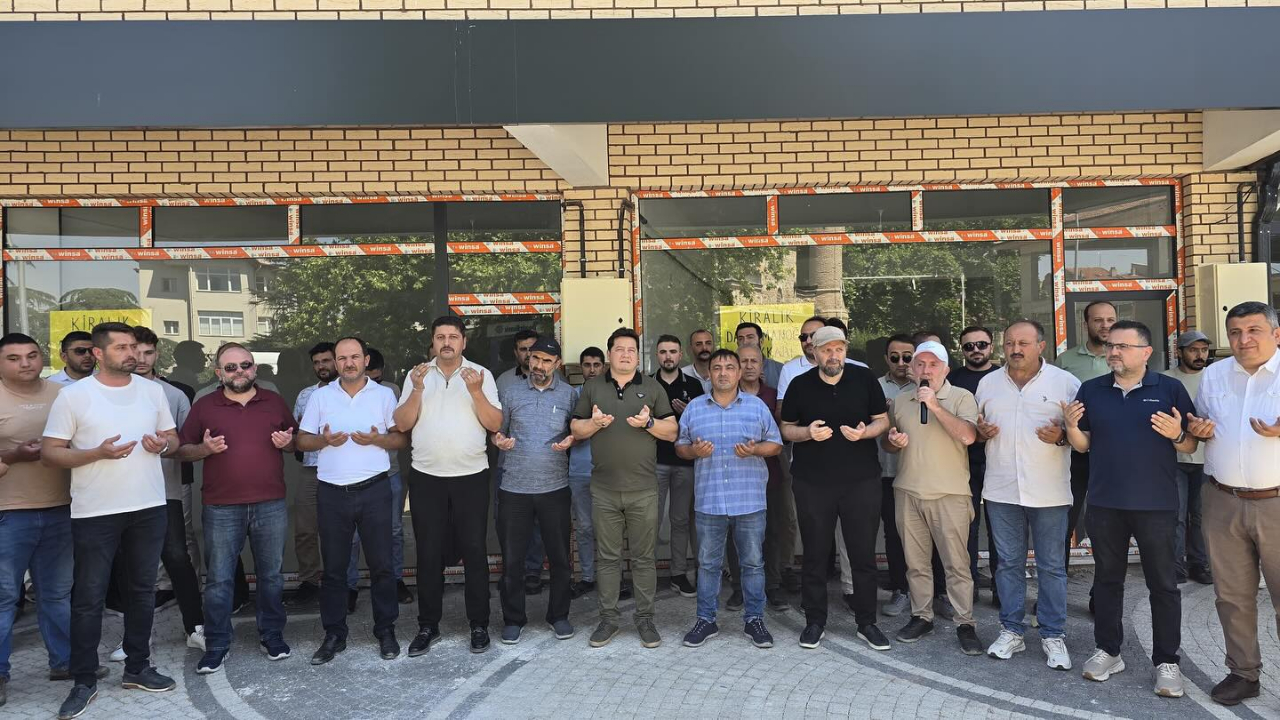 Bolvadin'de Yeni İş Yerleri Törenle Teslim Edildi