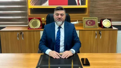 Afyonkarahisar Muhtarlar Derneği’nden Anlamlı Destek: Genç Çiftlere Gelinlik ve Damatlık Yardımı