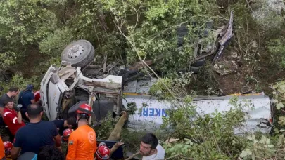 Bursa'daki Yangın Felaketinde Can Kaybı Yükseldi: 3 Gönüllü Hayatını Kaybetti
