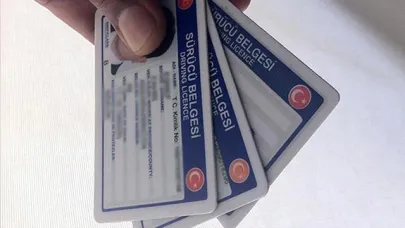 Eski Ehliyeti Değiştirmek İçin Son 2 Gün: Yenilemeyen 7 Bin 438 Lira Ödeyecek
