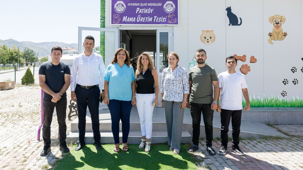 Başkan Köksal, Patiköy Mama Üretim Tesisini Ziyaret Etti