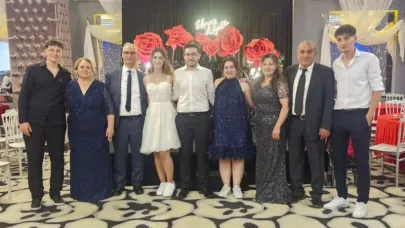 Aslanmirza Ve Aydın Ailelerinin Mutlu Günü
