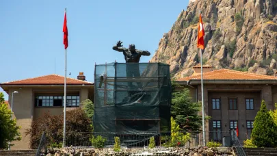 Afyonkarahisar'ın Sembolü Utku Anıtı Restore Ediliyor
